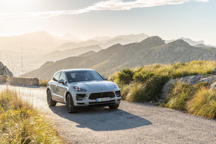  Porsche Macan S (95B) 2018 года  (WW) (фото 41 из 235)
